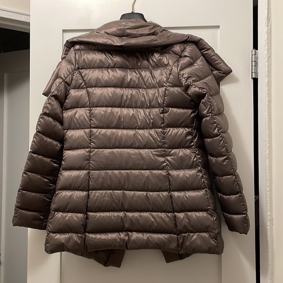 Tahari jacket - Picture 4 of 5